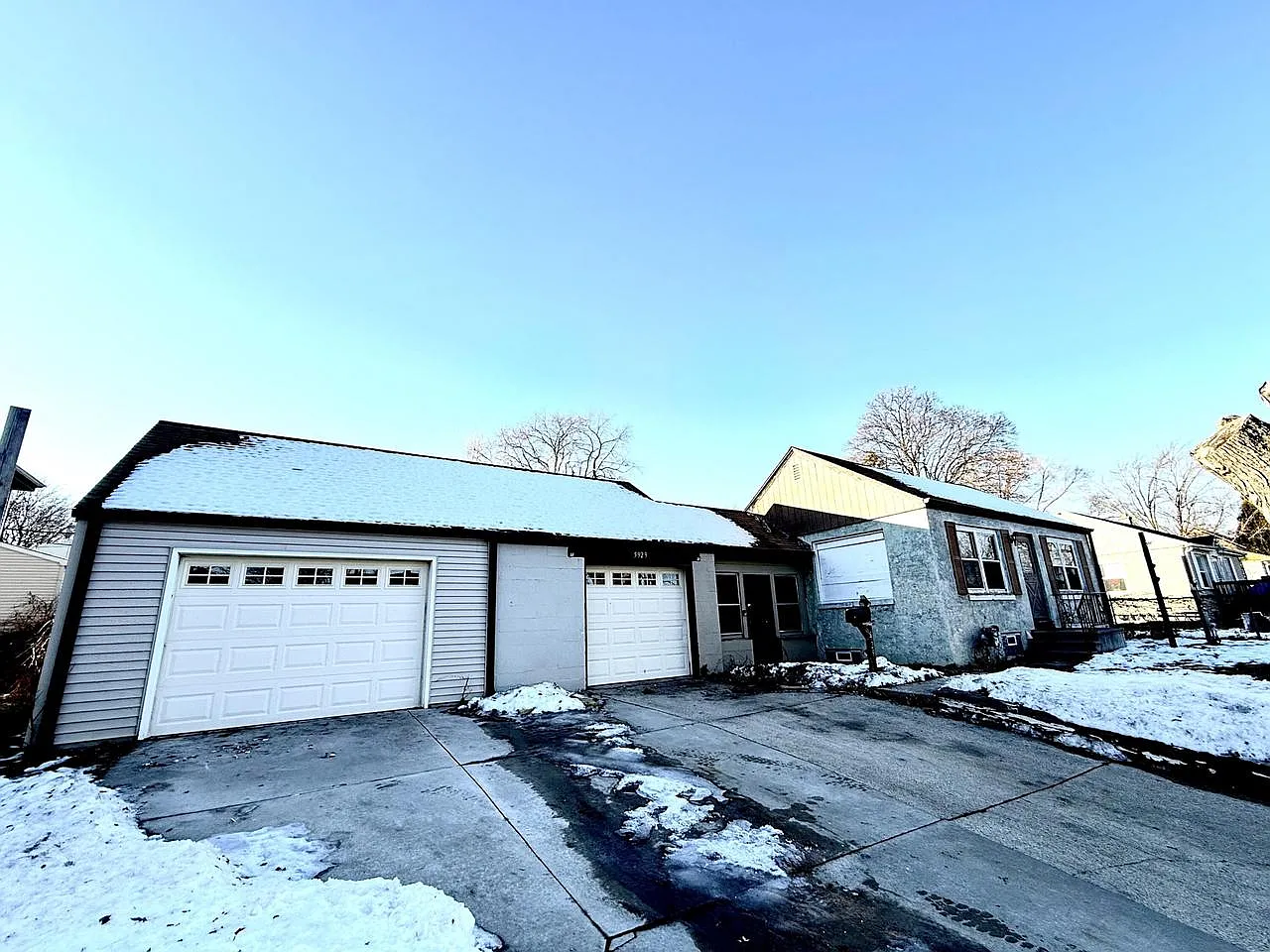 5929 North 70th STREET photo 1