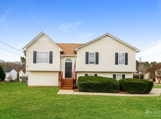 404 Remington Ct, Villa Rica, GA 30180