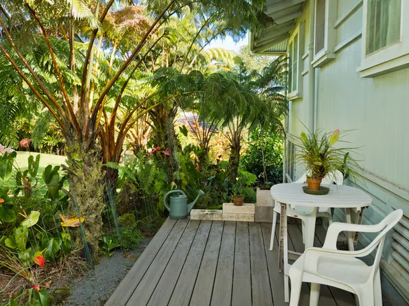 120 Ualehua St, Hilo, HI 96720
