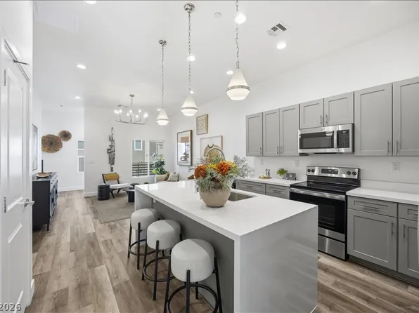 1181 Blossom Point St, Las Vegas, NV 89135