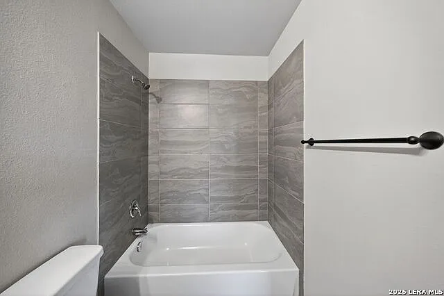 4110 Swans Lndg #101 — Photo 23