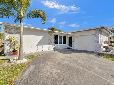 941 NW 89th Ter, Pembroke Pines, FL, 33024
