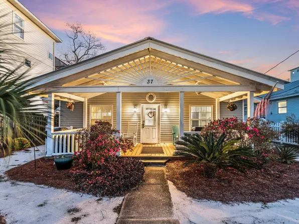 37 Daytona St, Miramar Beach, FL 32550