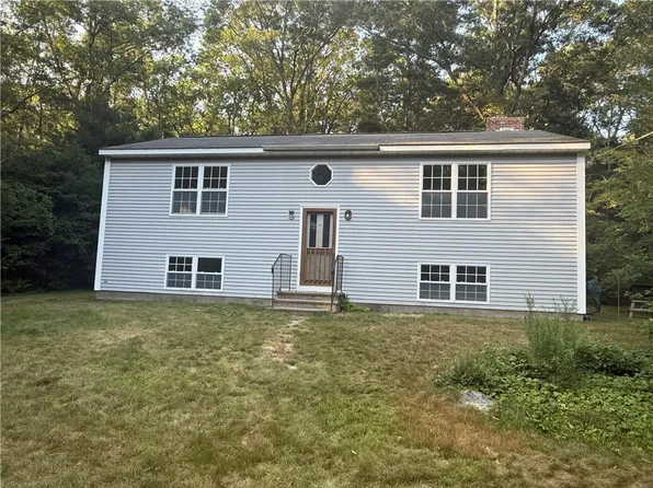 127 S Killingly Rd, Foster, RI 02825