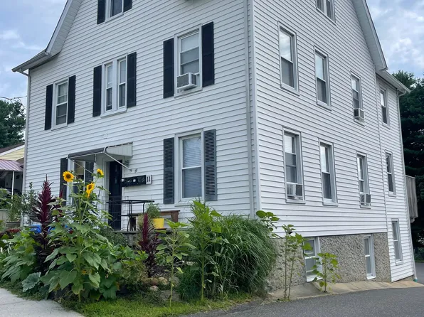 11 Stone Street, Danbury, CT 06810