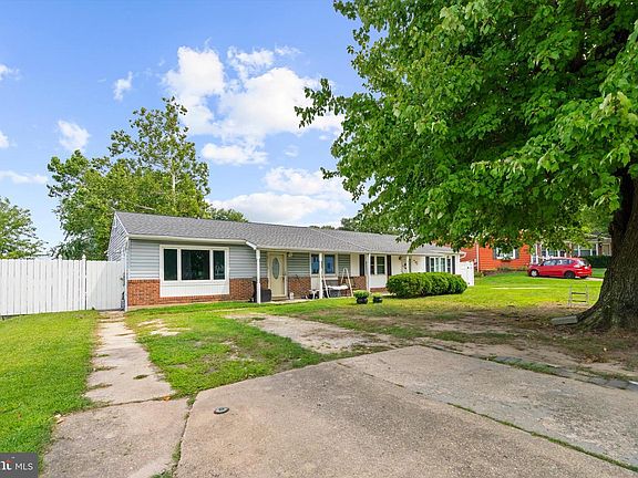 2nd image of 1087 Fitz Ct