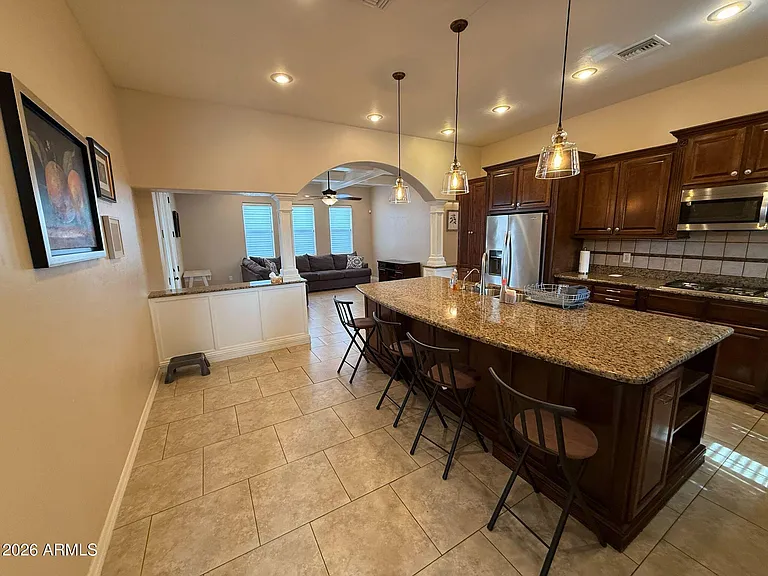 2932 E Acacia Ct — Photo 9