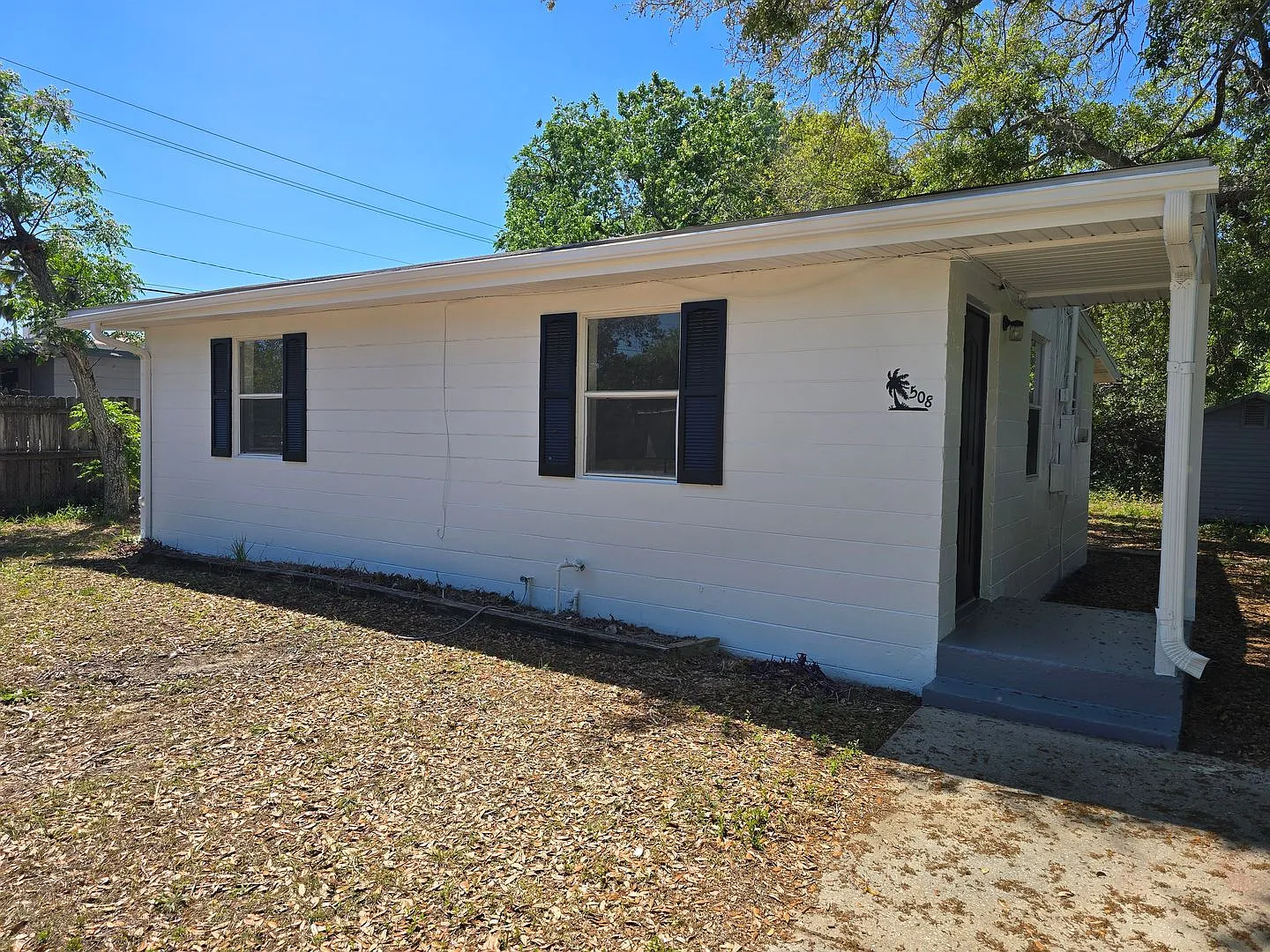 Cozy 2-bedroom, 1-bath home in Daytona Beach — Photo 2