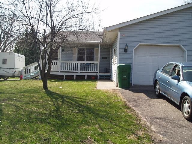 1st image of 1100 4th St N