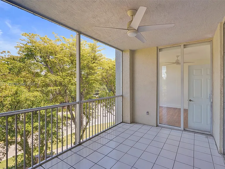 9725 NW 52nd St #406 — Photo 24