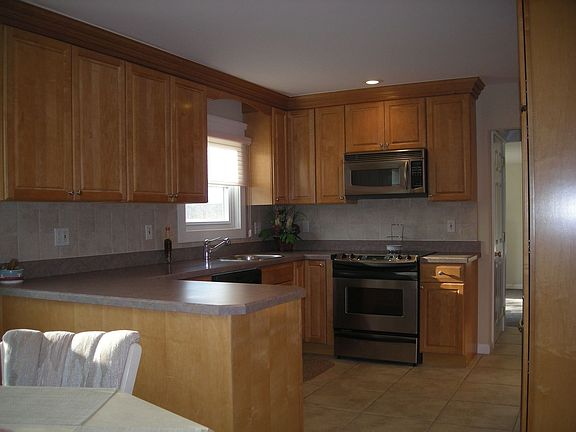 Eat In Kitchen