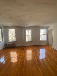 Rented by Aimee Grodanz, LREB