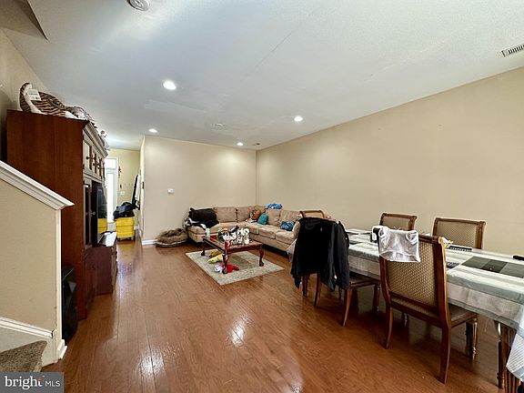 4th image of 340 Wilmore Dr