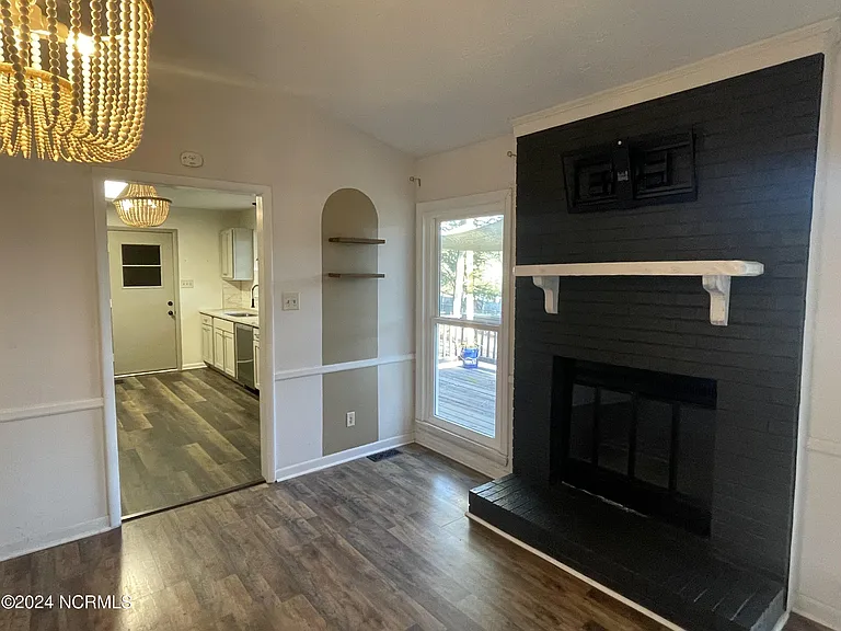 3332 Redfox Rd — Photo 10