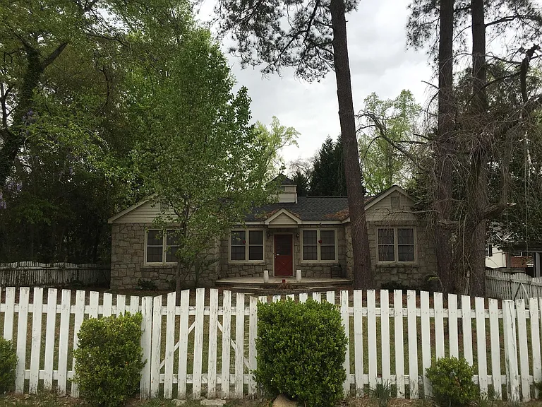 3841 Overbrook Dr — Photo 2
