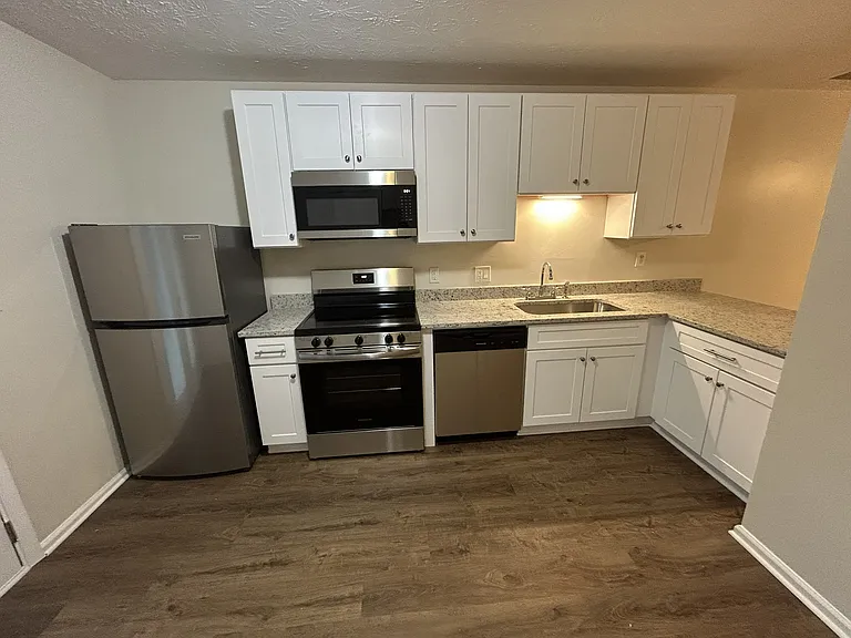 5148 Spring St #4 — Photo 4