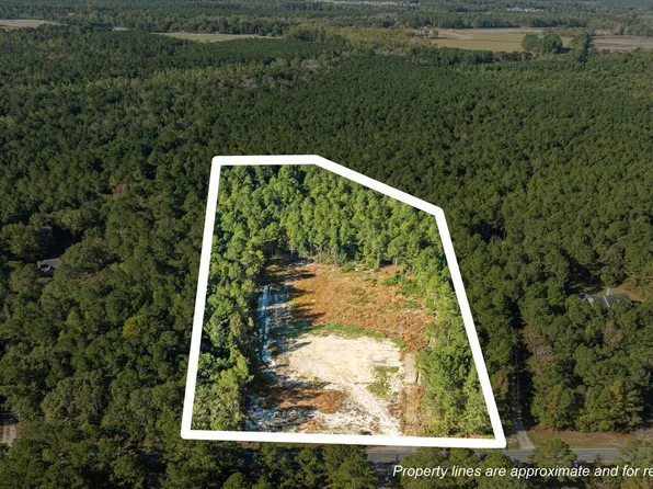 1000 Old Vander Rd #4, Fayetteville, NC 28312