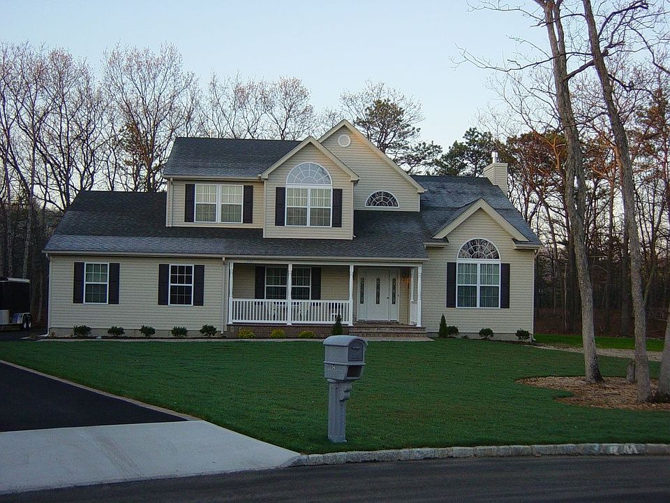 14 Winding Wood Ct, Mount Sinai, NY 11766 Zillow