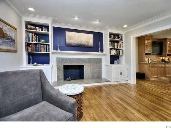 Built in cabinetry; hardwood floors.