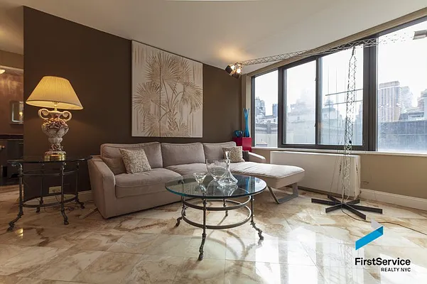 Rented by FirstService Realty (legacy) | media 18