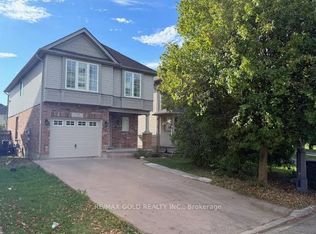 758 Grand Banks Dr, Waterloo, ON N2K 4N3