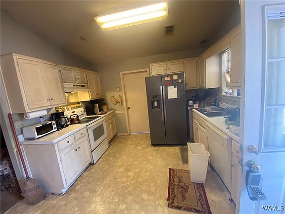 5th image of 3818 Stafford Pl