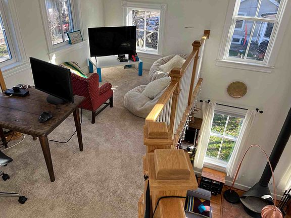 5th image of 107 Elm Ave