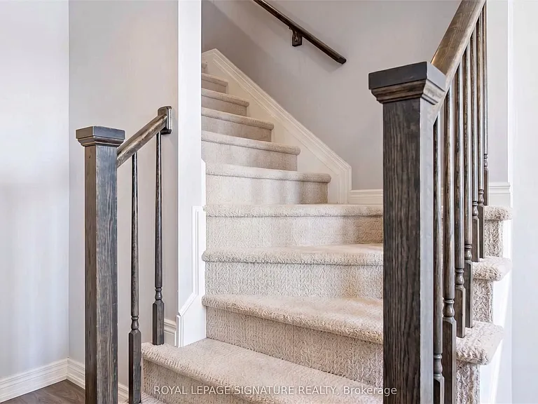 315 Silverwood Ave — Photo 10