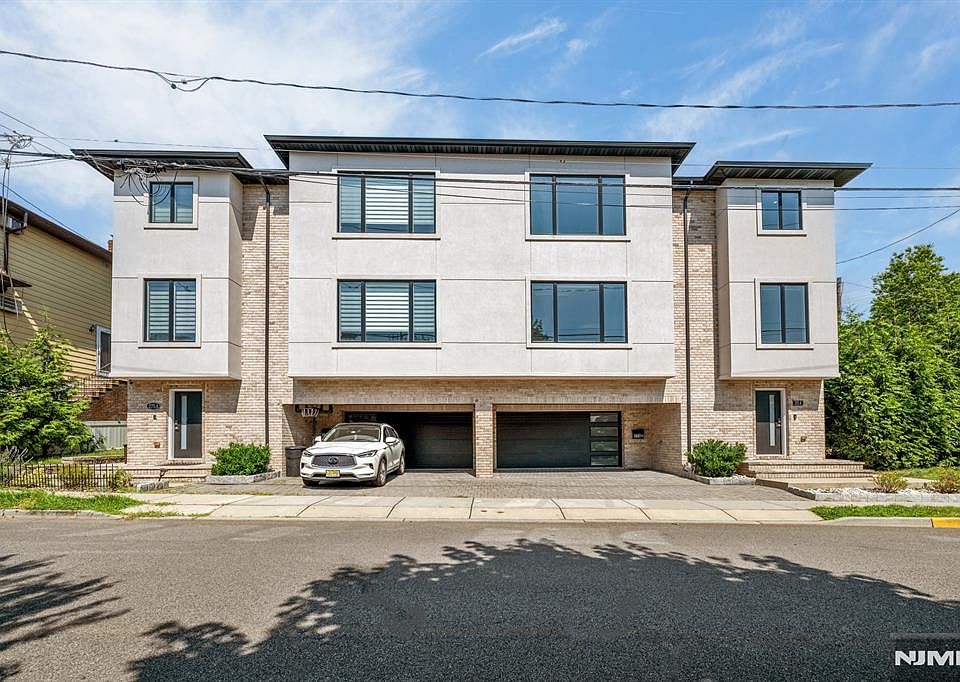 1st image of 275 14th St #B