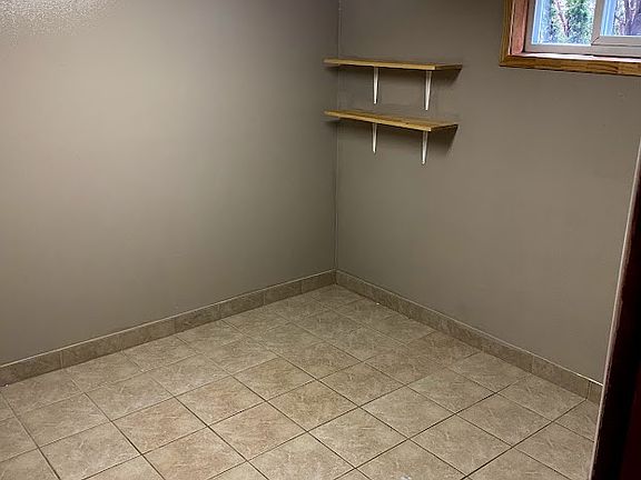 5th image of 625 Rosedale Ave #1