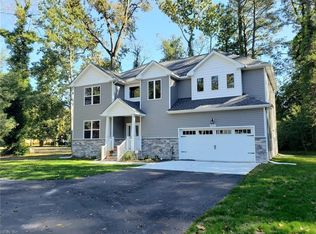 1642 Jack Frost Rd, Virginia Beach, VA 23455