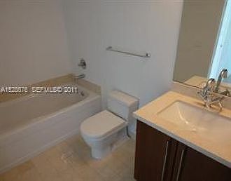 5th image of 1111 SW 1st Ave #Penthouse 4024