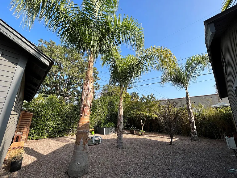 9054 Carson St #D — Photo 15