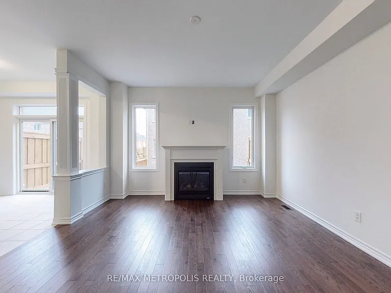 9 Caton Ln — Photo 3