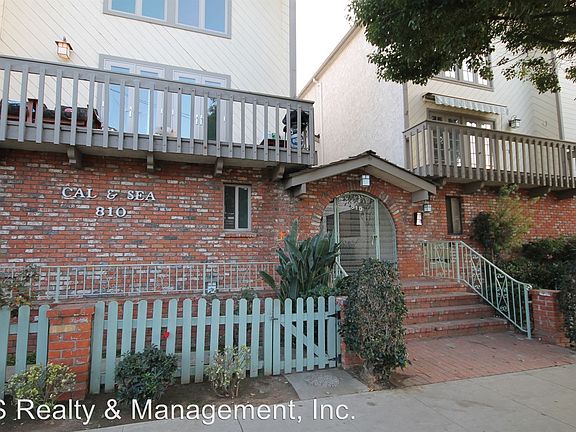 2nd image of 810 California Ave