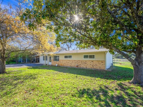 4317 State Highway 173 N, Bandera, TX 78003