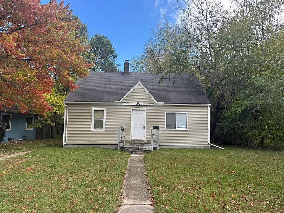 1st image of 1860 Huey St