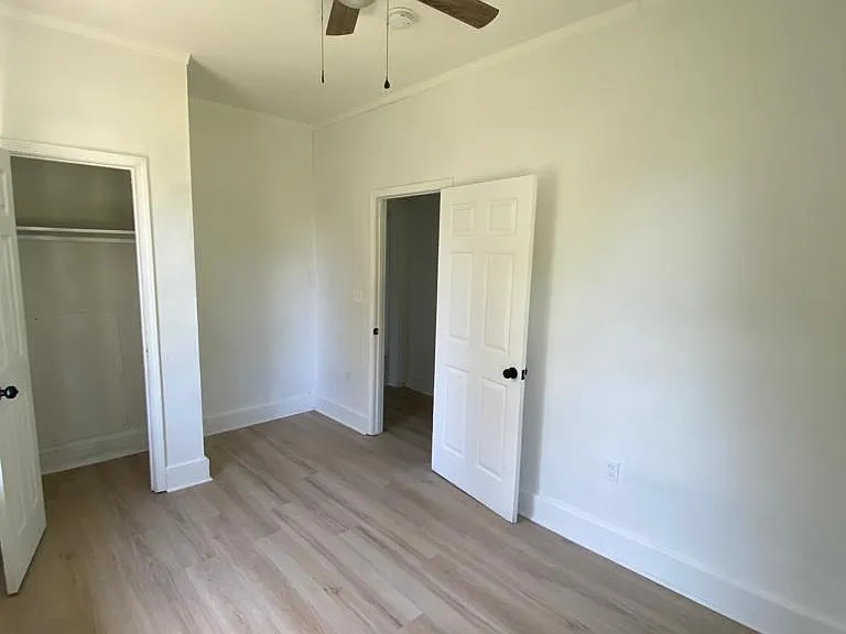 607 Glasgow Rd — Photo 11