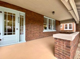 219 N Buchanan St, Edwardsville, IL 62025