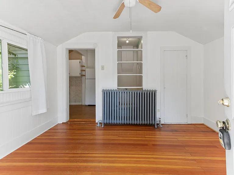 205 N Sherwood St #1 — Photo 3