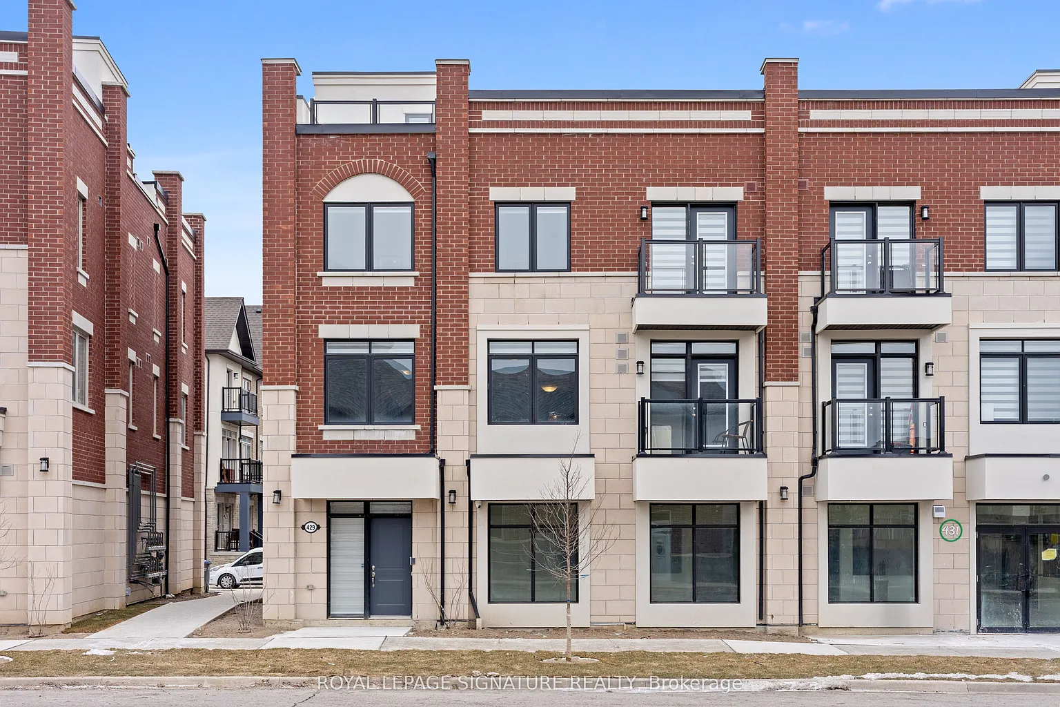 429 Dougall Ave photo 1