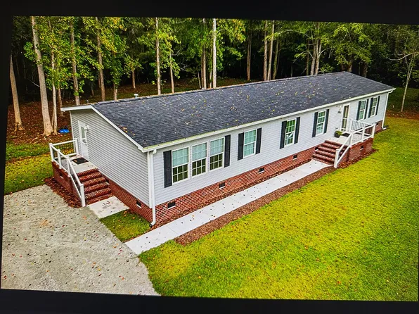2015 Bear Hole Rd, Vanceboro, NC 28586