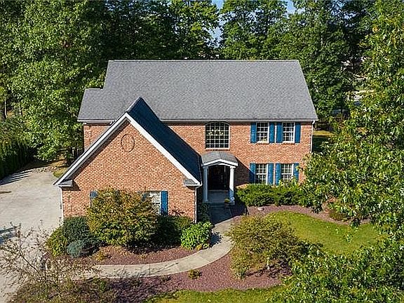 Brick/ Vinyl Sided 2 Story