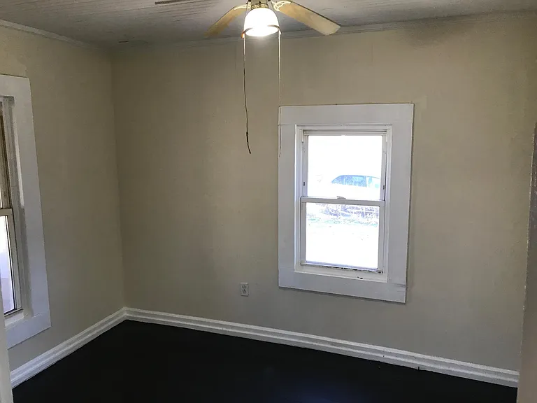 189 Elberton St — Photo 10