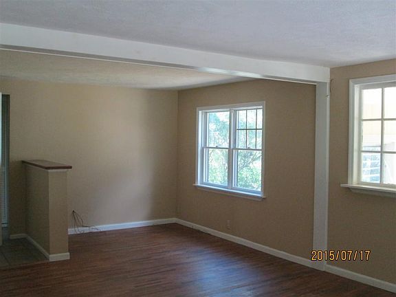 4th image of 27830 Adams Rd