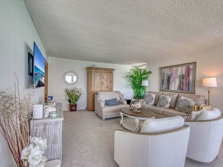 5540 N Ocean Dr #7A — Photo 13