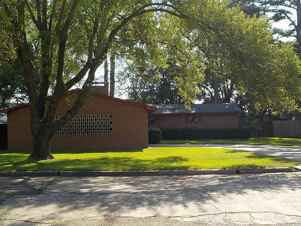 1st image of 12 Tamar Dr