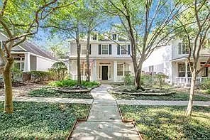 7 W Cottage Green St