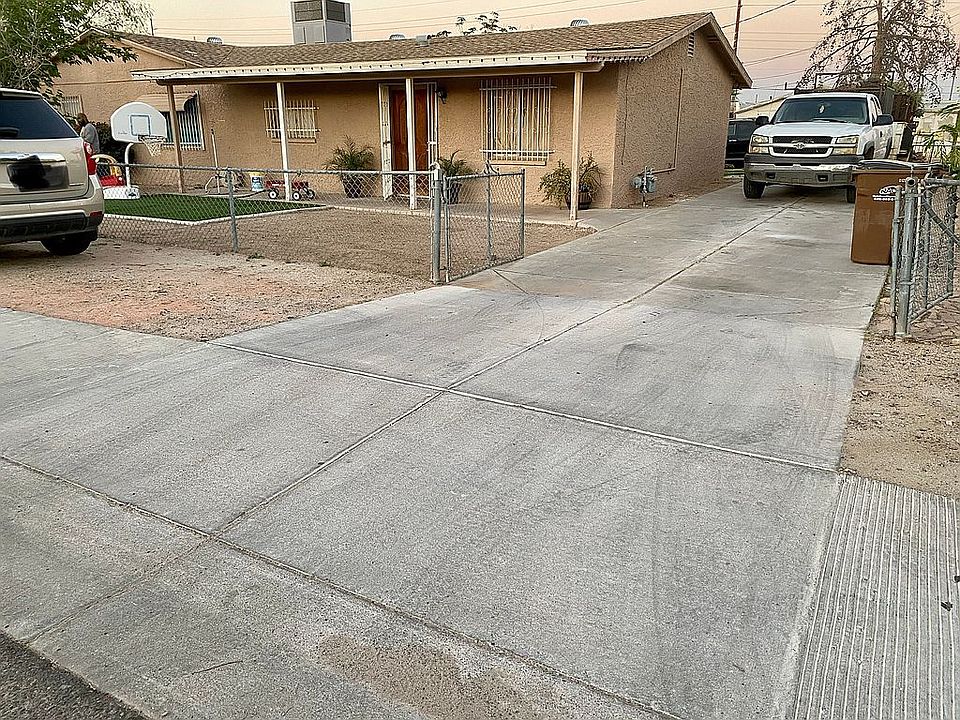 1st image of 9041 S Calle Azteca