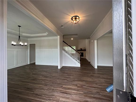 4th image of 311 Hudson Chase Ct
